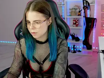 Stripchat Adult Video Chat of QueenAliceX