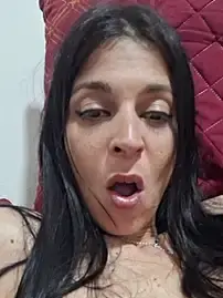 Stripchat Live Sex Cam of Viola43