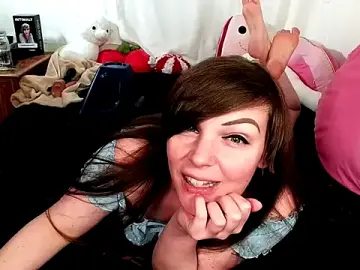 Stripchat Free Porn Cam of GamerGirlRoxyAndLee