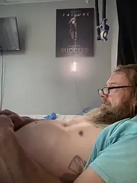 Stripchat Free Live Porn of THE-CHAMPLOVENIPPLES73