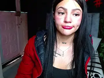 Stripchat Adult Webcams of Violettasquirt