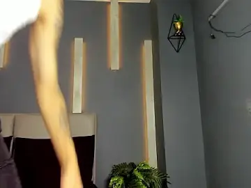 Stripchat Best Webcam of ArohomLester