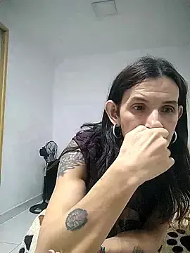 Stripchat Sex Cam of Cameron_puppy