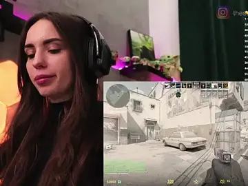 Stripchat Free Porn Cam of CuteAnna-