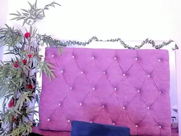 Stripchat Nude Webcam of JulianaCarter