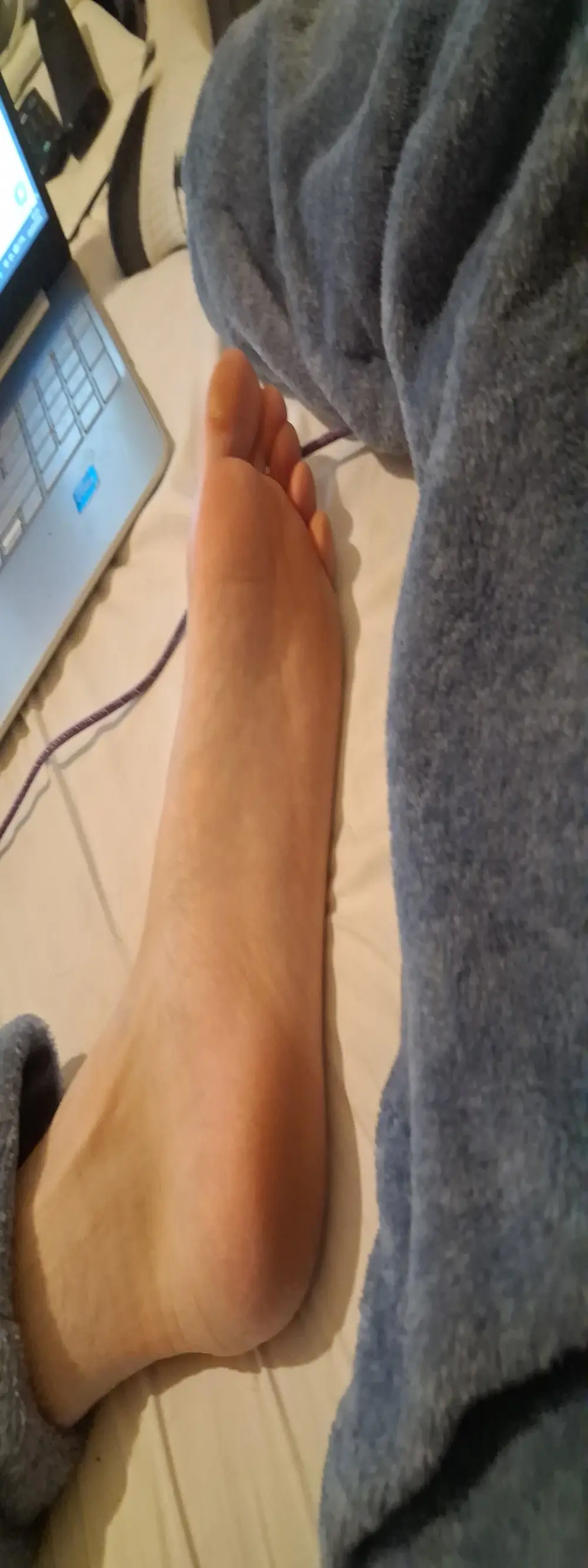 feetlovrr94