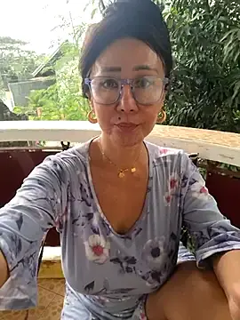 Stripchat Free Live Porn of sweetieme