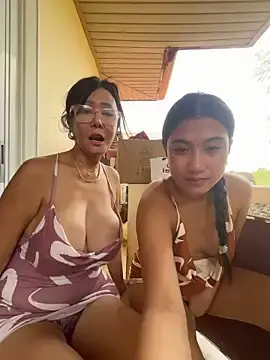 Stripchat Free Porn Cam of sweetieme
