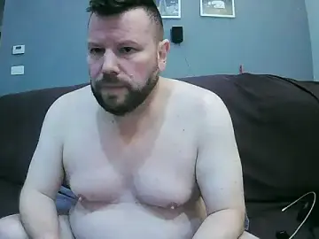 Stripchat Live Sex Cam of txan9876