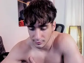 Stripchat Free Porn Cam of AlexRivera6