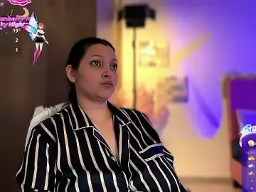 Stripchat Live Porn of MarcellaGriffin