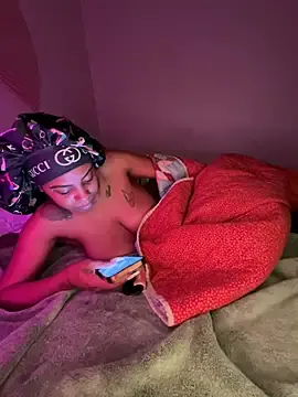 Stripchat Watch Live Sex Cams of TheRealOshunQueen