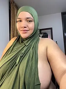 Stripchat Live Sex Cam of sweetmuslim01