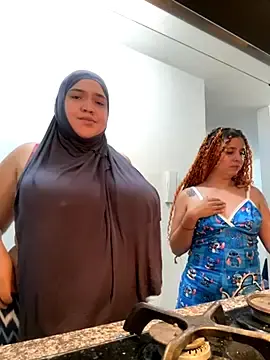 Stripchat Sex Cam of sweetmuslim01