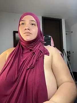 Stripchat Live Sex Cam of sweetmuslim01