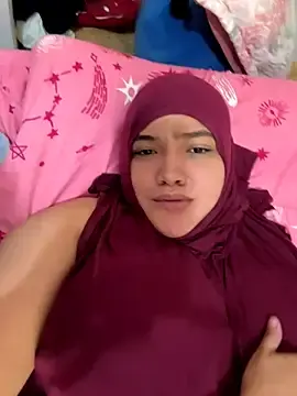 Stripchat Best Webcam of sweetmuslim01