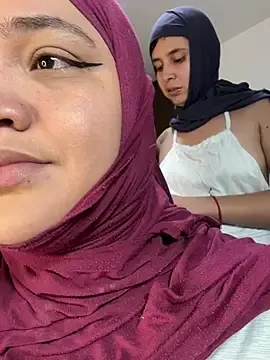 Stripchat Adult Webcams of sweetmuslim01