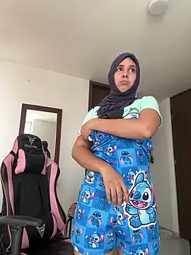 Stripchat Sex Cam of sweetmuslim01
