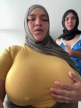 Stripchat Best live sex cam show of sweetmuslim01