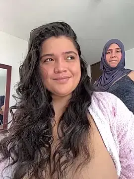 Stripchat Free Live Porn of sweetmuslim01