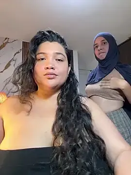 Stripchat Best live sex cam show of sweetmuslim01