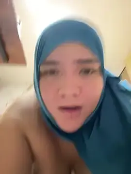 Stripchat Free Live Porn of sweetmuslim01