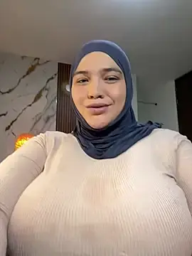 Stripchat Sex Cam of sweetmuslim01