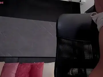 Stripchat Nude Webcam of Danielacossio