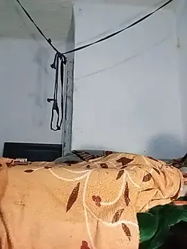 Stripchat Sex Cam of eroos_twink