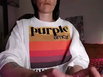 Stripchat Adult Webcams of missydiorr10