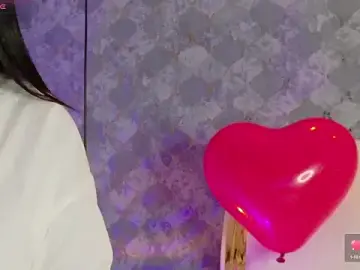 Stripchat Nude Webcam of SenniaBella