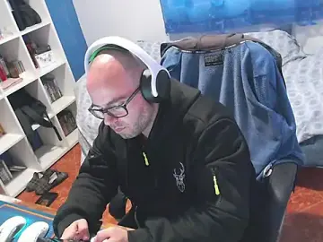 Stripchat Live Sex Cam of ravingr4d4