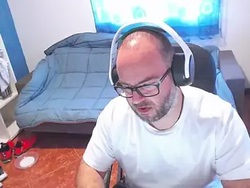 Stripchat Best Webcam of ravingr4d4