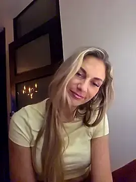 Stripchat Live Sex Cam of Melody1600