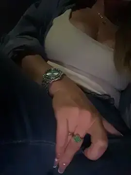 Stripchat Live Sex Cam of Nina_velvet01