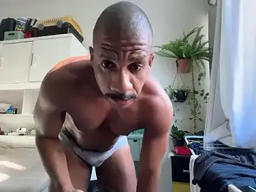 Stripchat Sex Cam of VHugoE