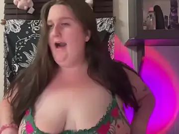 Stripchat Sex Cam of xopeachybaby