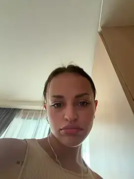 Stripchat Nude Webcam of AngelinaTeller