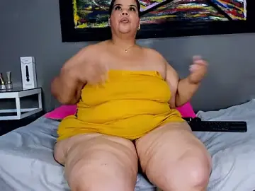 Stripchat Best Webcam of Charlotte_curvy_