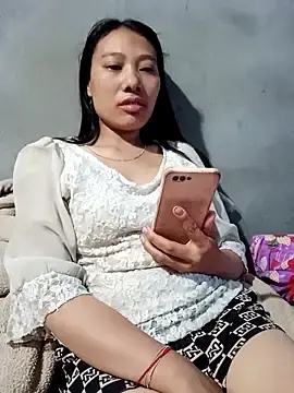 Stripchat Adult Webcam of Leiley_98