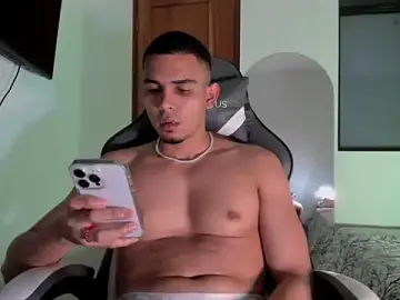 Stripchat Best Webcam of Lucca__