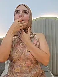 Stripchat Live Sex Cam of dalilasaadi_