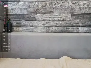 Stripchat Nude Webcam of Vika_loves_you