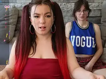 Stripchat Live Porn of Vika_loves_you