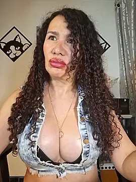 Stripchat Free Porn Cam of Lina_444