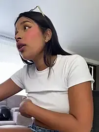 Stripchat Sex Cam of Mariangel_11