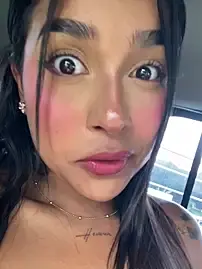 Stripchat Live Sex Cam of Mariangel_11