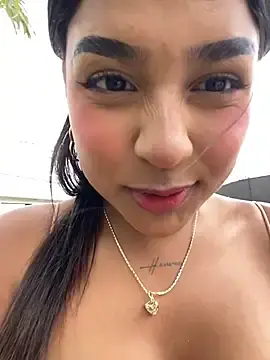 Stripchat Sex Cam of Mariangel_11