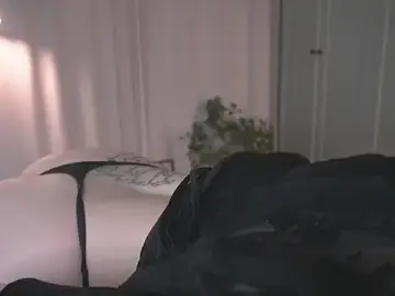 Stripchat Sex Cam of lisa_schiele