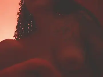 Stripchat Watch Live Sex Cams of LorenRosse